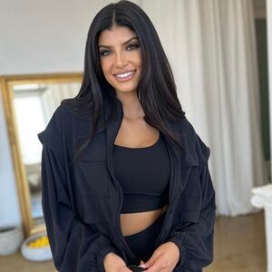 it’sNOMB Athletic Zip-up